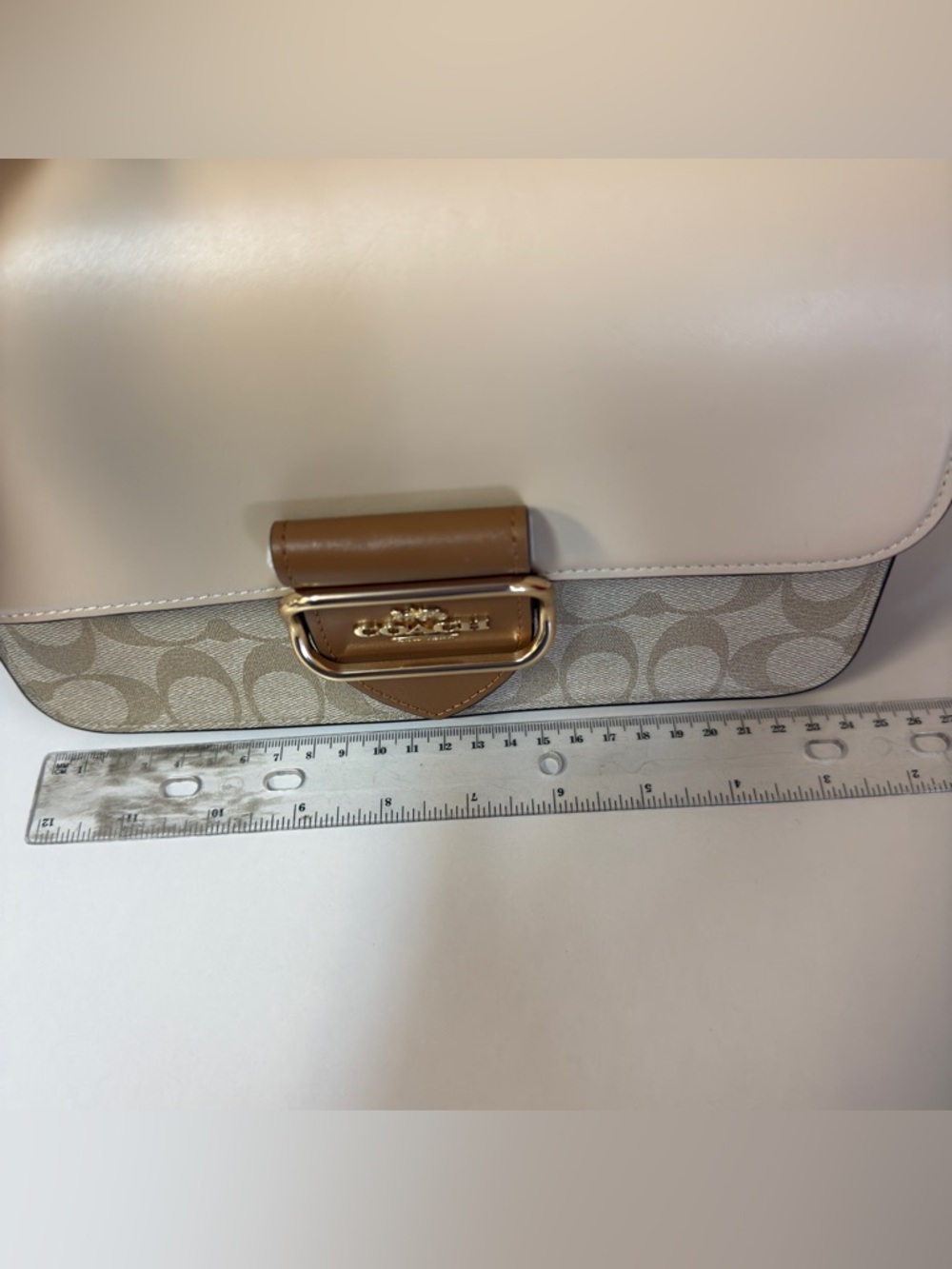Coach CR331 SIG BLCK MORG LG XBO - Picture 15 of 15